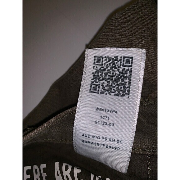 𝅺TRUE Religion Woman’s Jeans Size 26 Boyfriend Slim Mid rise Audrey Green Paint - Picture 8 of 10